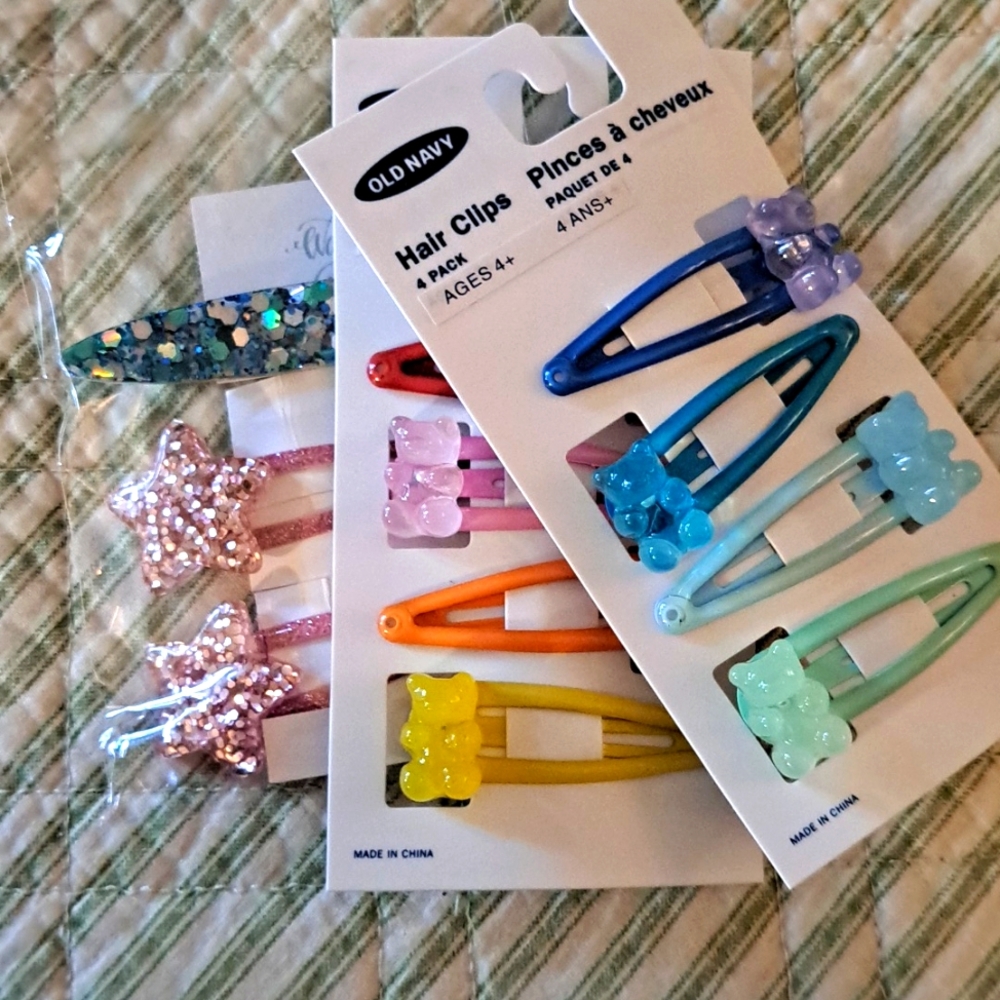 11 hair clips, new